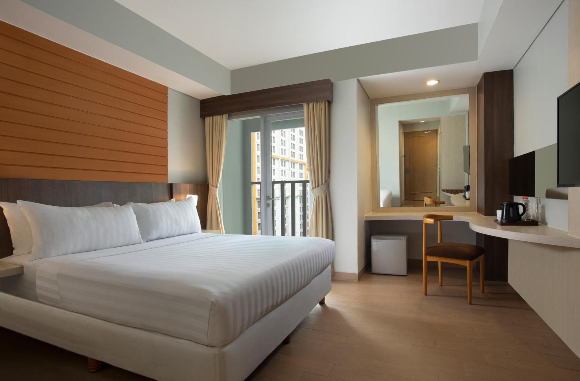 Vega Hotel Gading Serpong Exterior foto